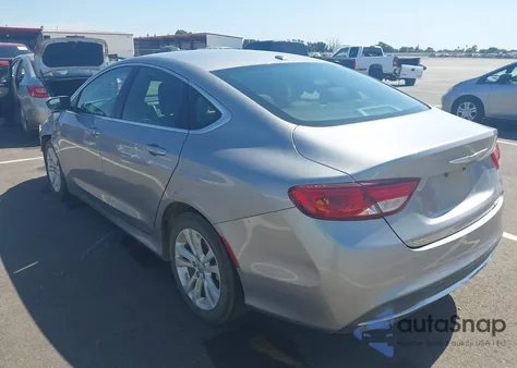 2015 Chrysler 200 Limited z USA, uszkodzony, nr VIN 1C3CCCAB2FN590692